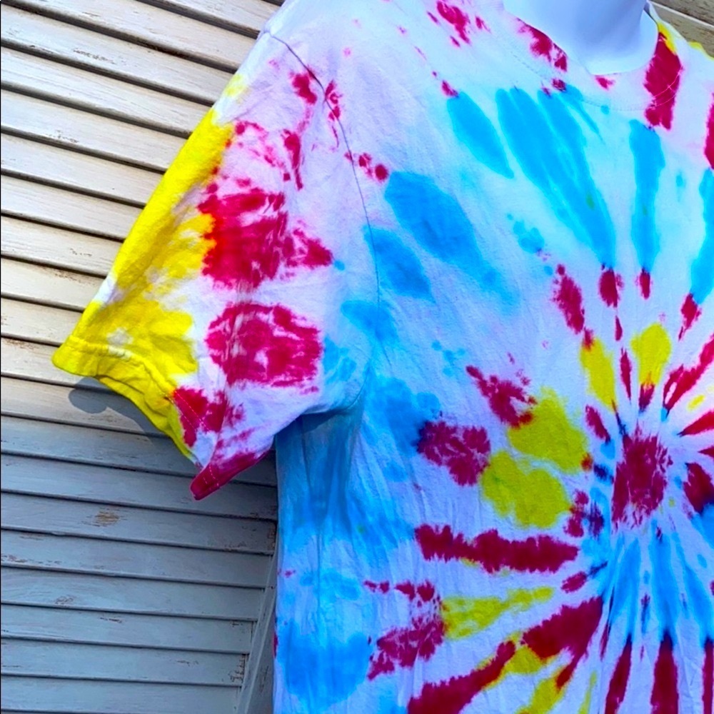 Kirkland Dye tee Size -M 100% Cotton - Picture 3 of 8